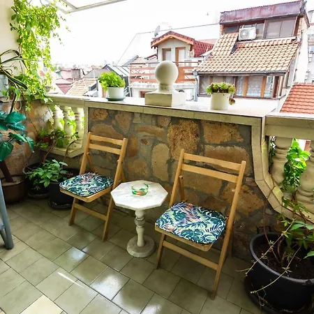 Art Guest house *